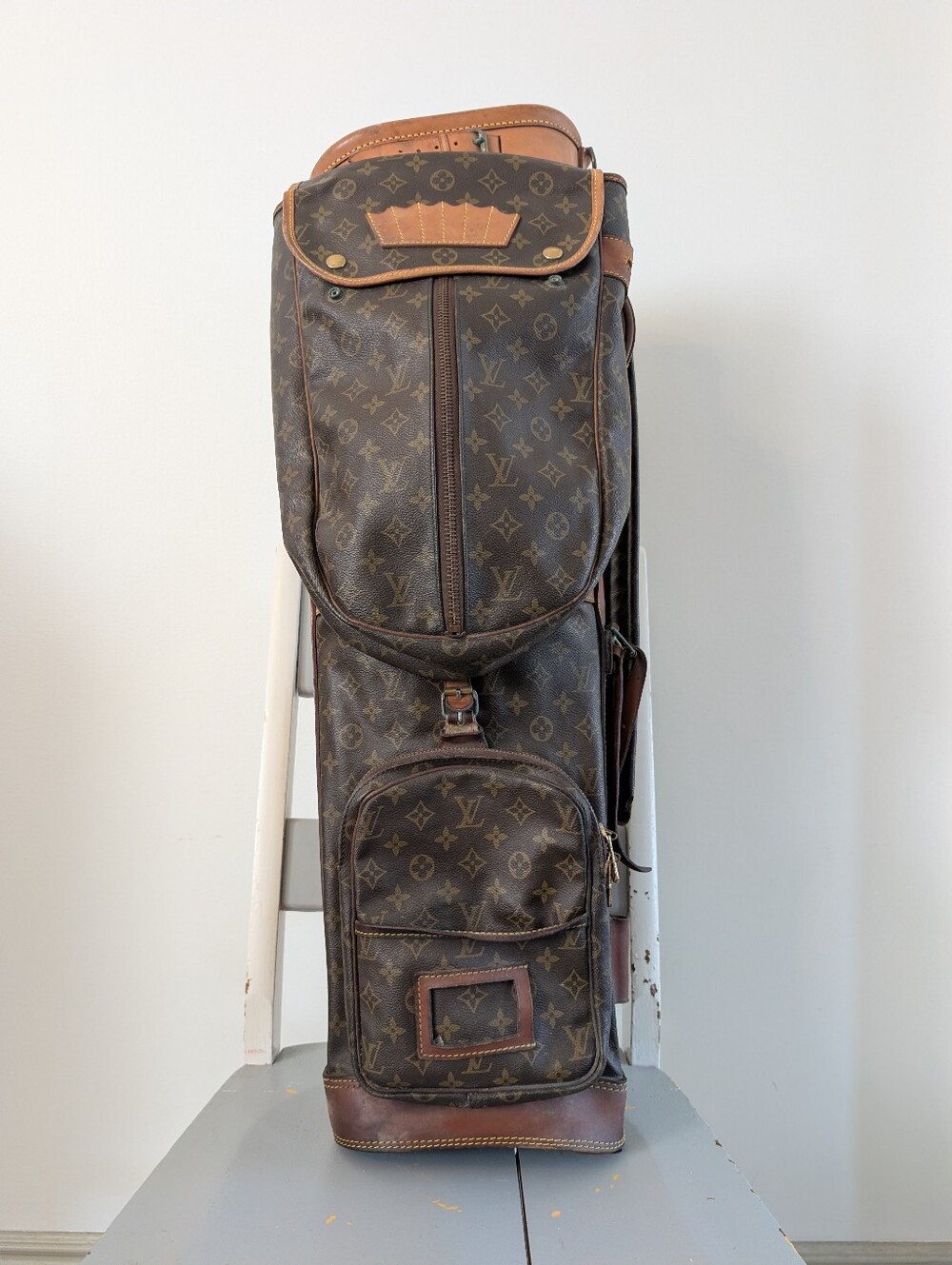 Early 80's "Louis Vuitton" Monogram Golf Club Bag - *Display Piece* - Rare Find! - Picture 2 of 16